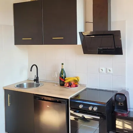 Apartment Urbain - Dionysos - Parking