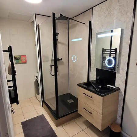 Urbain - Dionysos - Parking *